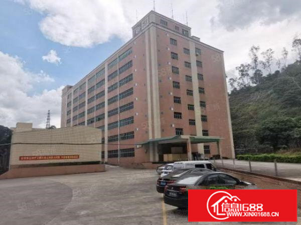 布吉高速出口秀峰工业城附近花园式原房东厂房2600平方出租