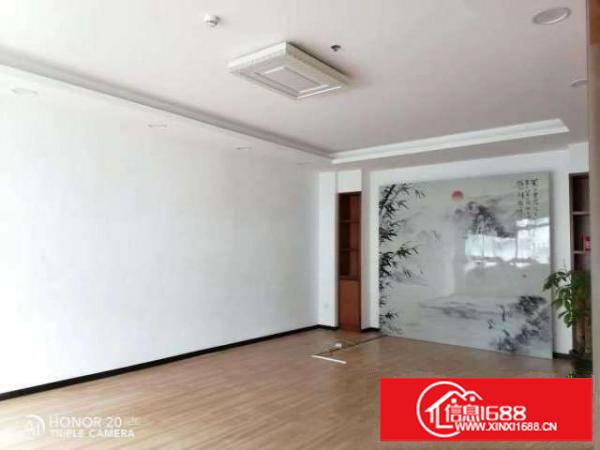 西乡臣田工业区楼上贴片厂2600平厂房出租