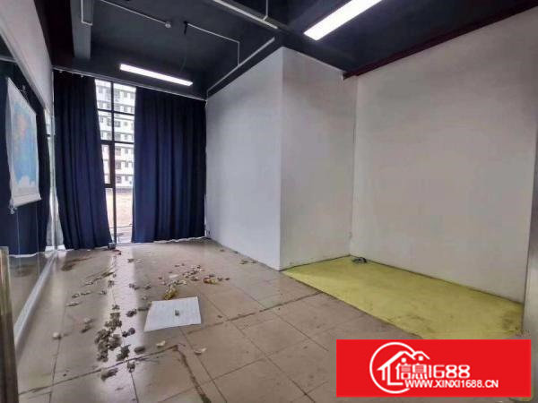 杨美地铁口新空出一楼440平适合仓库办公出租