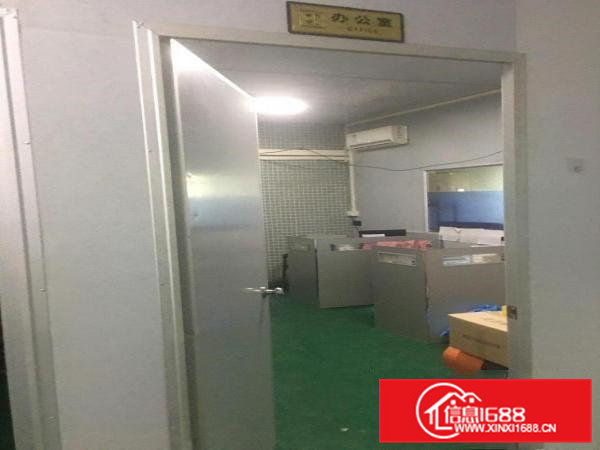 石排大道旁无尘车间，水电齐全，4楼，有电梯