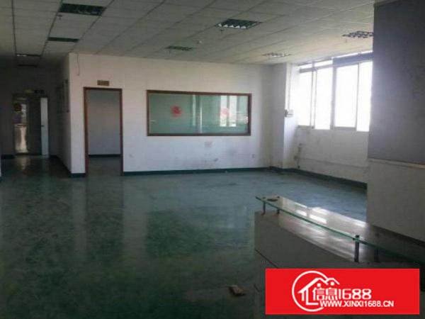 布吉布吉关新出楼上带装修700平方标准厂房出租