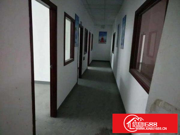 横岗大万工业区原房东厂房一楼500平方出租，8成使用率！