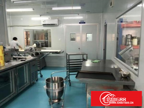 位于佛陈路旁，车间配套食品加工装修，有两吨货梯