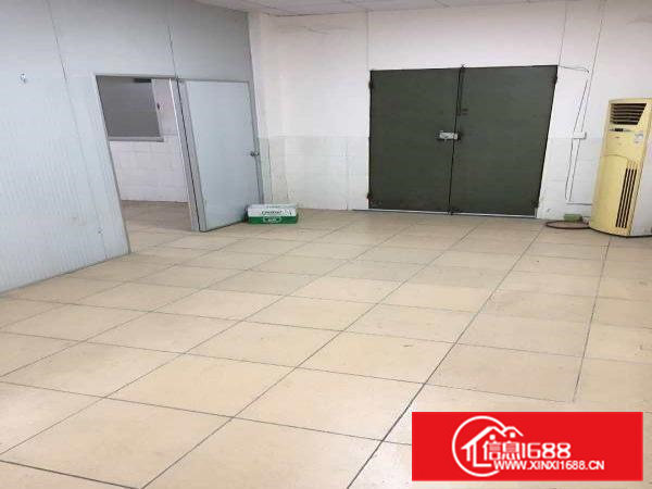 桥头镇新出三楼分租350平方厂房，现成货梯！