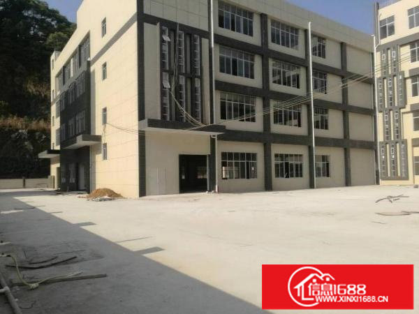 平湖新木低碳产业园1200平方1楼厂房出租