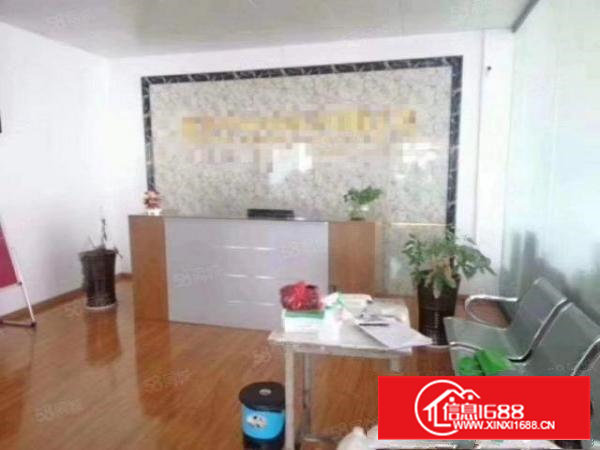 石岩塘头新出3楼700平精装修厂房，公摊小，高速口