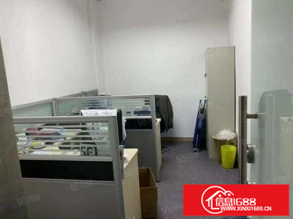 观澜章阁中心城新出楼上原房东2400平方带精装修大小可分出租