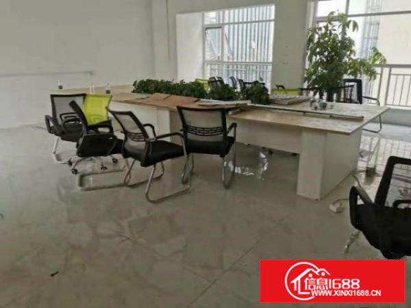 厂房位于大朗，楼上150平，现成装修，配电充足，消防等级高