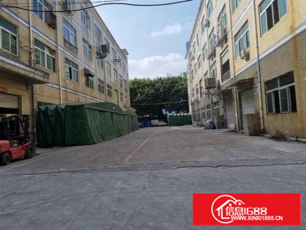 塘厦莆心湖社区一楼630平厂房出租带航车全新地平漆