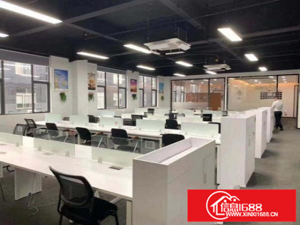 龙岗区横岗地铁站旁边精装修办公室500平价格出钱就租。