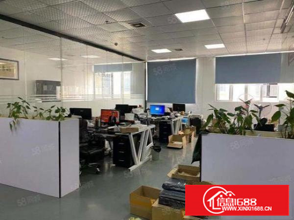 长安锦厦靠近大润发新空楼上600平现成办公室精装修厂房出租