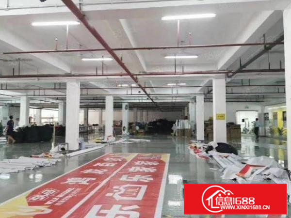 凤岗和深圳交界便宜厂房出租2600平，独立吊机口，现成办公室