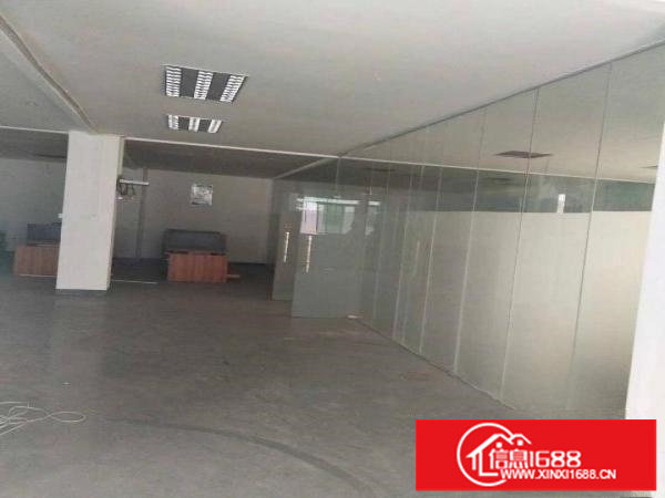 公明镇南光高速出口附近新出楼上2600平方厂房招租