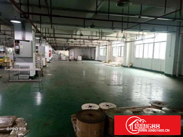 松岗燕川广田路边楼上整层3600平米带装修厂房出租