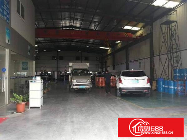 乌沙实业客分租单一层钢构实际面积450平方，高8米，现成行车