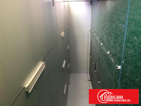 塘厦新出标准厂房2楼680平米厂房办公室已全部翻新