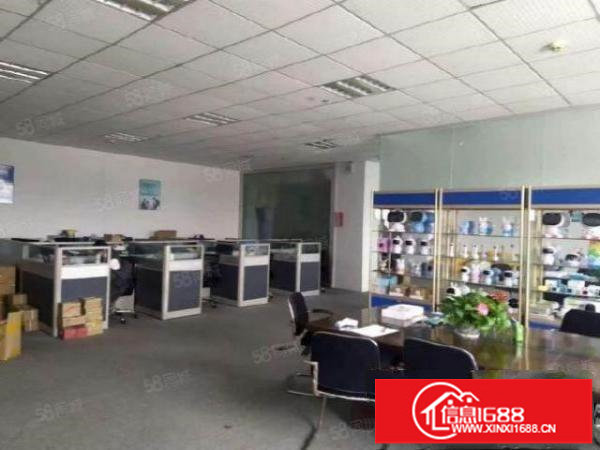 坪山坑梓大型工业园楼上1260平米精装修厂房价格便宜水电齐全