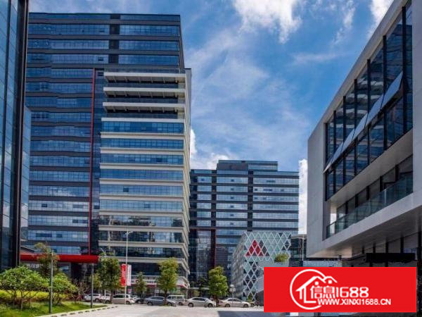 永湖地铁站旁新出带红本厂房三楼2400平方，带装修