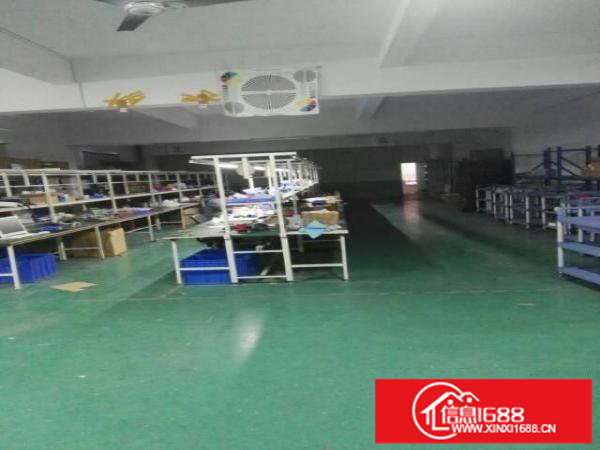 出租龙岗区坂田二楼厂房750平方现成办公带装修