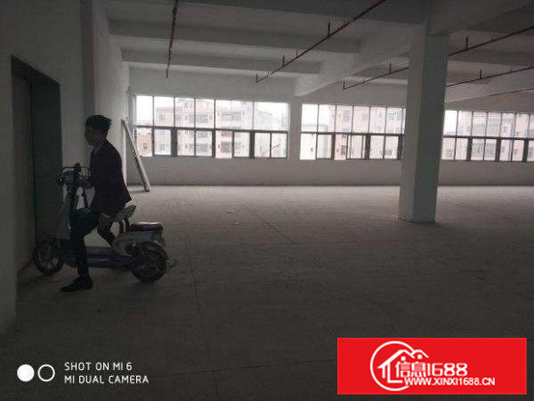 大型工业区楼上整层1200平米厂房招租