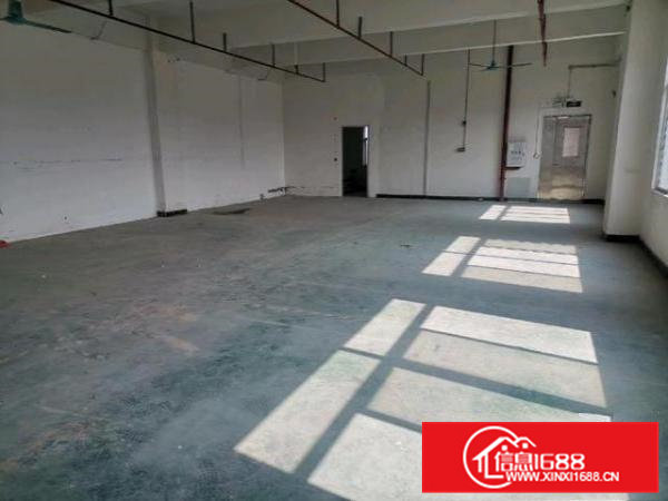 标准厂房三楼，现成装修办公室，出租水电安装到位