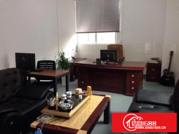 布吉百鸽笼厂房168平租金3500元带家私电商办公、迦工