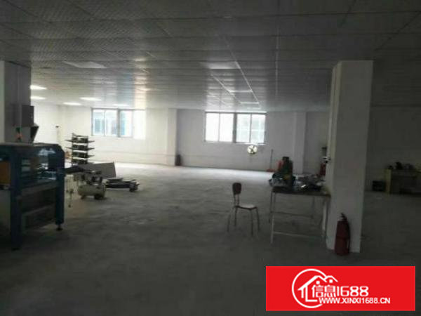 出租凤岗镇雁田怡安工业城附近楼上500平方水电齐全