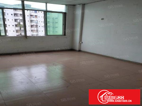 平湖800平方厂房有电梯办公室17元低价租