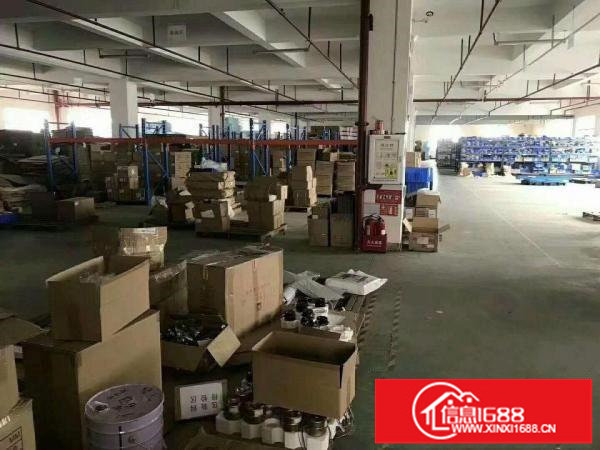 （出租）龙岗坪山二楼空出2900平方，高5.5米，带电梯。