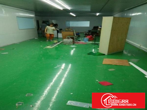 原房东独院厂房1950平方出租