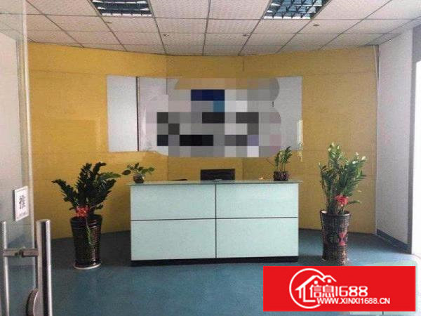 横岗六约地铁站旁楼上精装修400平米厂房出租