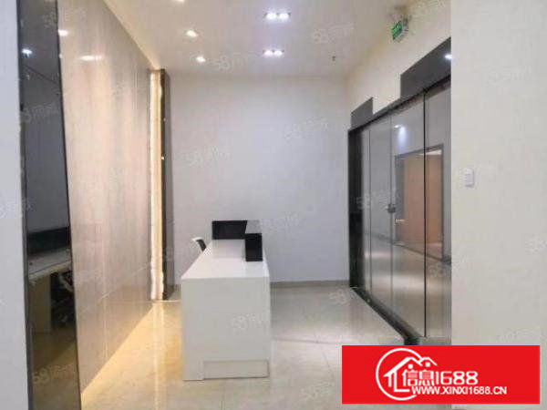 龙岗爱联新出楼上精装修办公室526平带家私大小面积出租