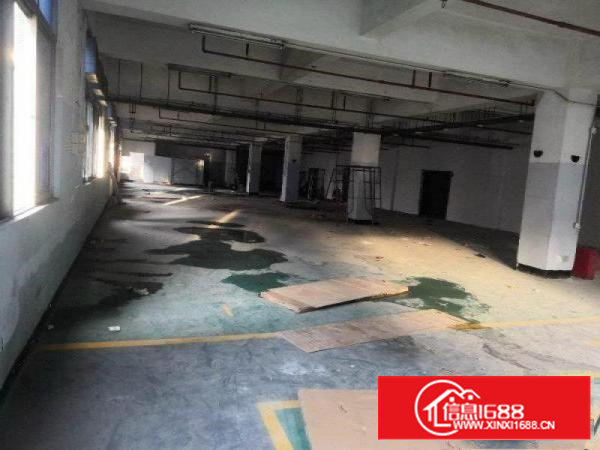 后亭三楼1150平精装修可分割带2吨货梯，产证齐全