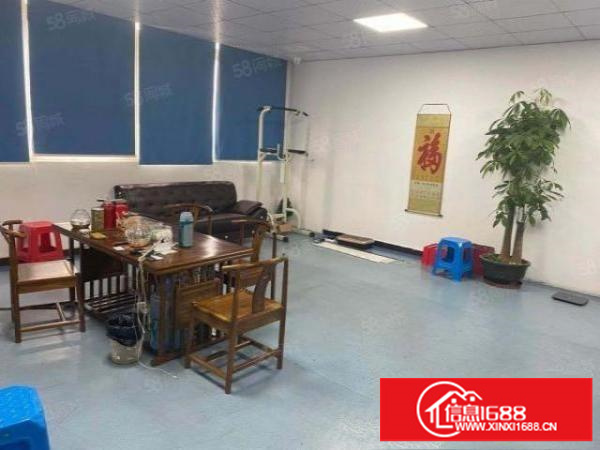 石岩北环楼上新出精装修厂房1900平米厂房租.