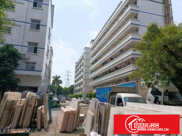 南岭村9600平方厂房出租