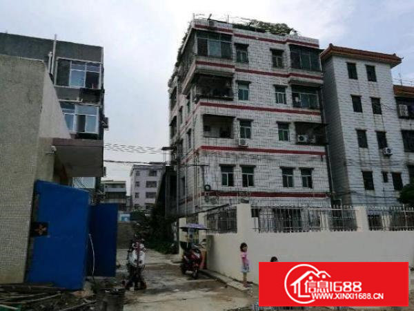 岀租大路边首层180平方米厂房