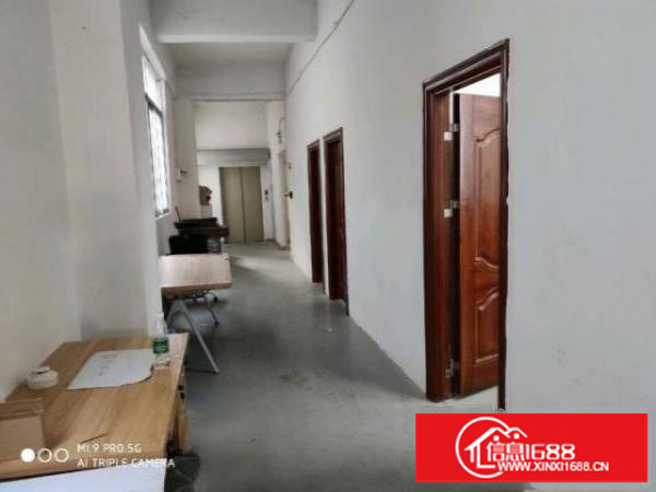 黄麻布新出整层360平米带装修厂房出租