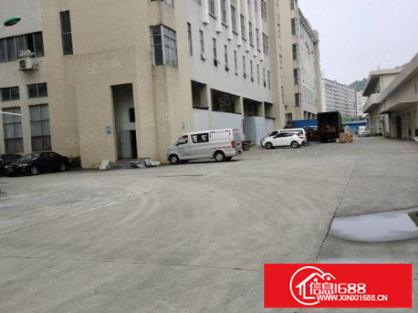 凤岗工业园空出多层楼上厂房每层1500方带精装修