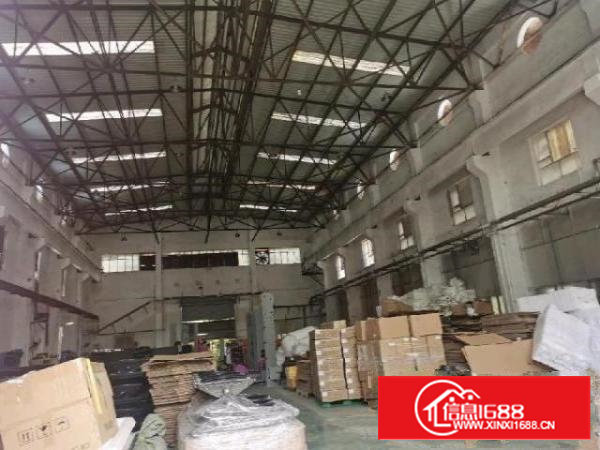 钢构厂房，13米高，两台航车，可进货柜车，