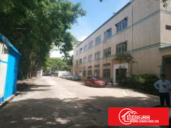 观澜梅观高速出口一公里处独门独院1-3层厂房8200平出租