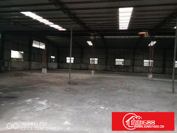 经典小独院，超大空地，交通便利，可进挂车