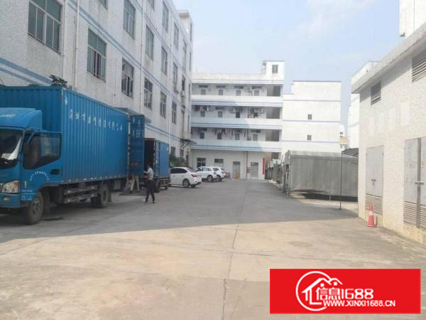 平湖华南城旁三楼500平米厂房出租租金适合小型加工或仓库