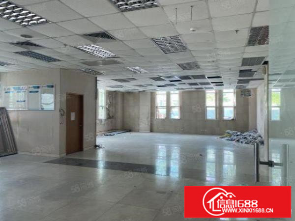 六约一楼精装修200平方出租。