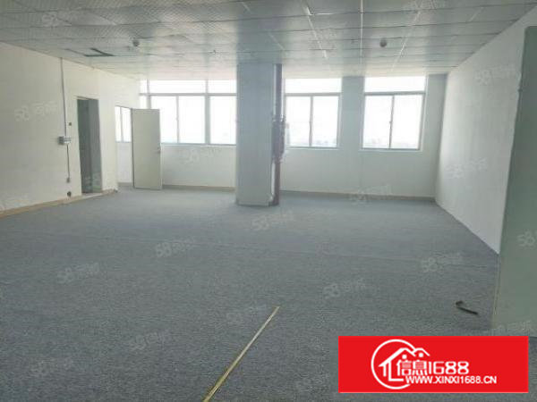 石岩石龙仔新时代共荣工业区楼上380平厂房出租，精装修