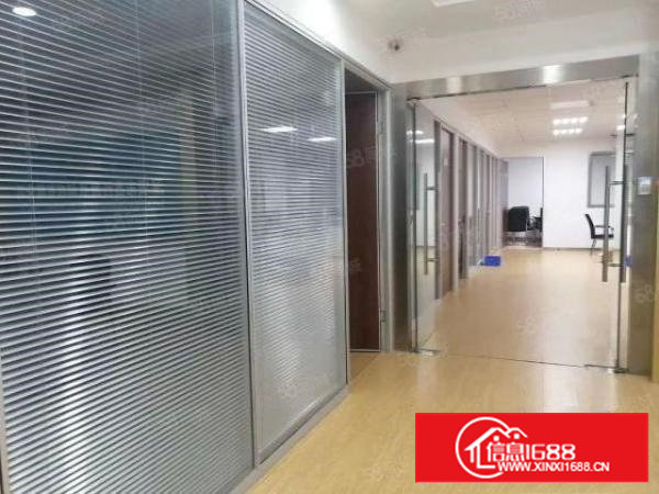 宝安石岩料坑新出1200平原房东精装修厂房无转让费