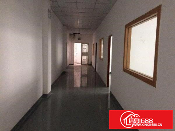 出租龙岗区坪地入口二楼1500平方现成办公窒