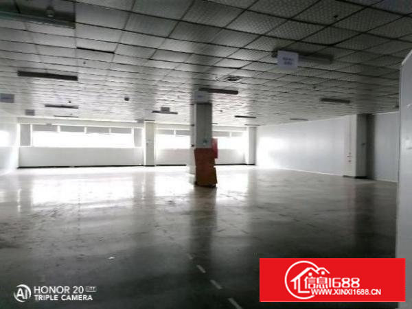 西乡黄田地铁站边上大型工业园内厂房2700平米