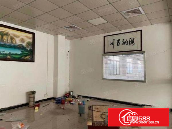 长安乌沙新出一楼1200平方水电齐全办公室装修厂房出租