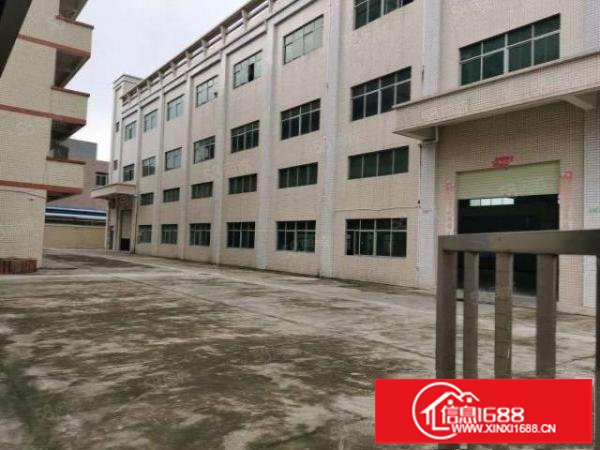 平湖山厦工业区独院厂房分租三楼800平方带办公室装修出租