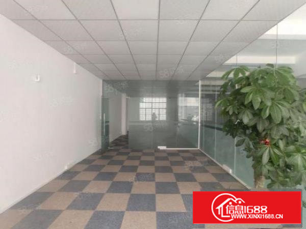 西乡黄田，一楼带精装修450平厂房，办公仓库出租，水电到位！